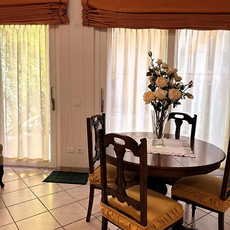 Casa Portici Apartmán Torri Del Benaco